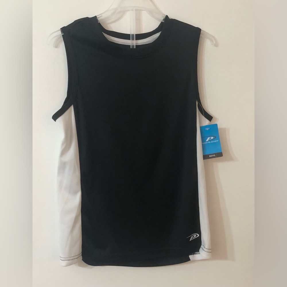 Pro player Boy’s muscle tank top pull over black white . Size 8
